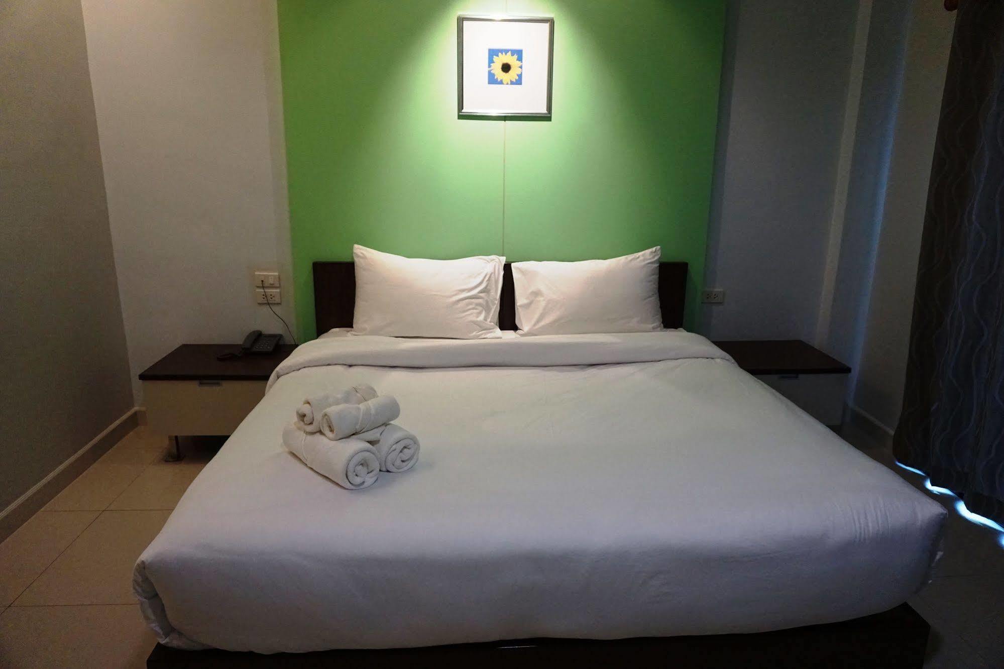 Morage Hotel Phitsanulok Exterior foto