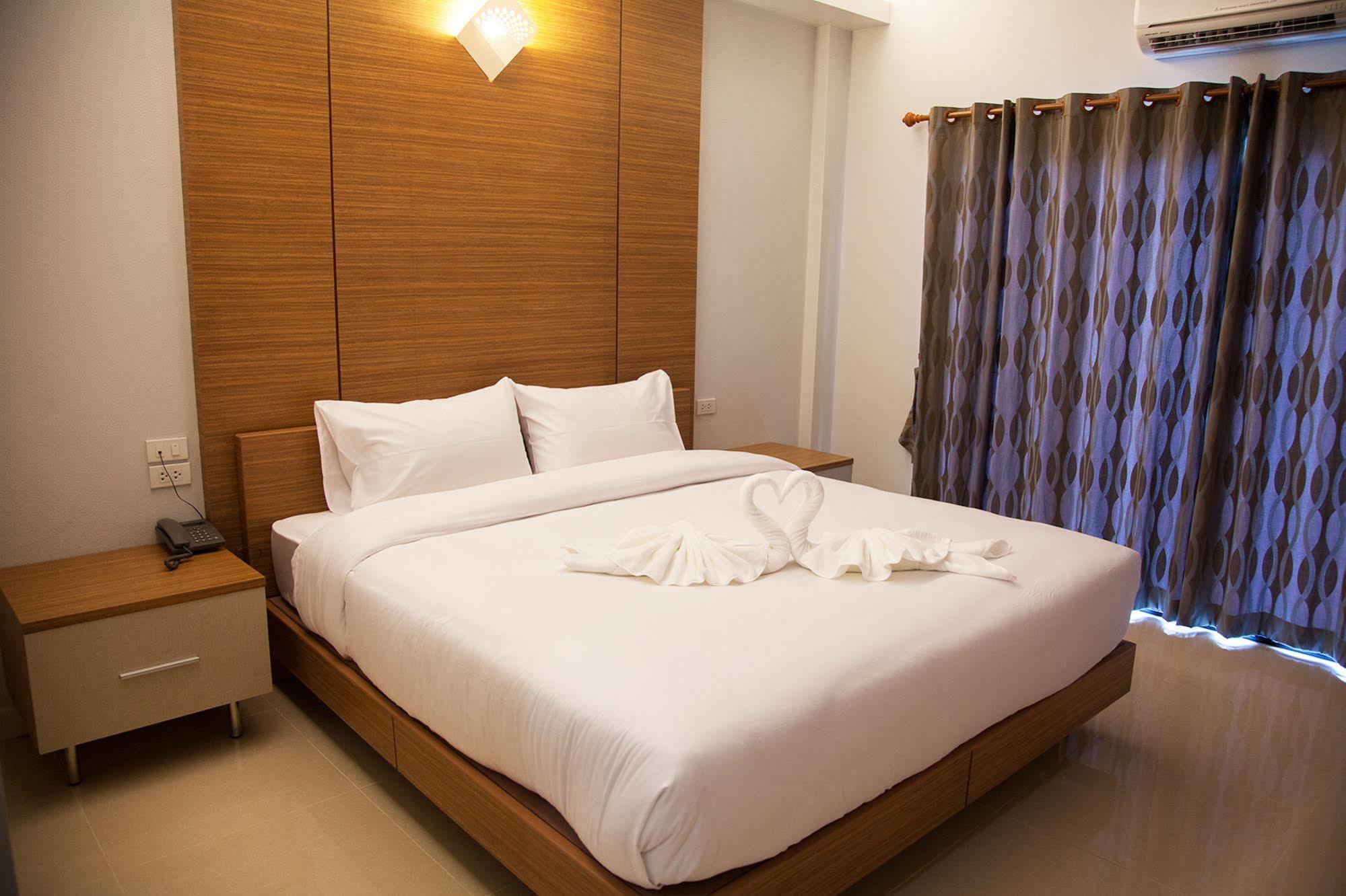 Morage Hotel Phitsanulok Exterior foto