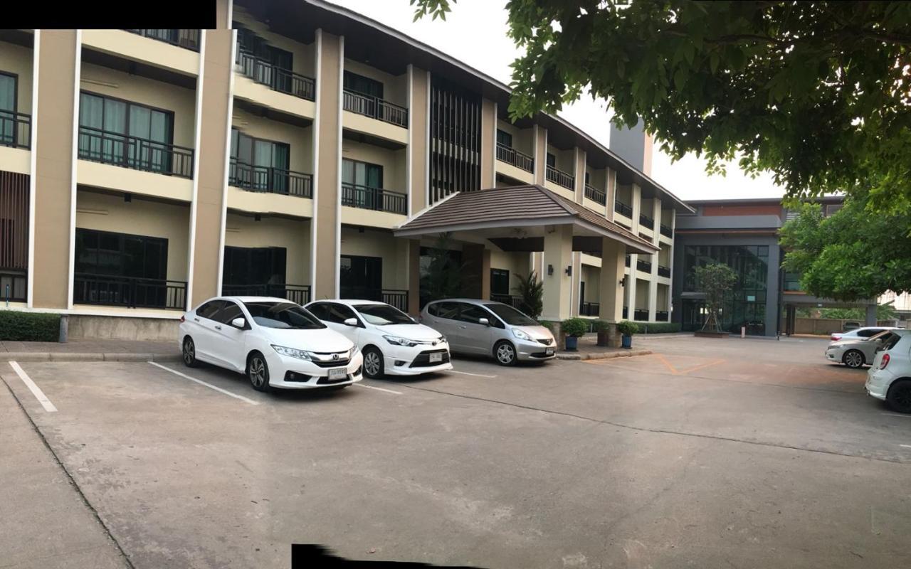 Morage Hotel Phitsanulok Exterior foto